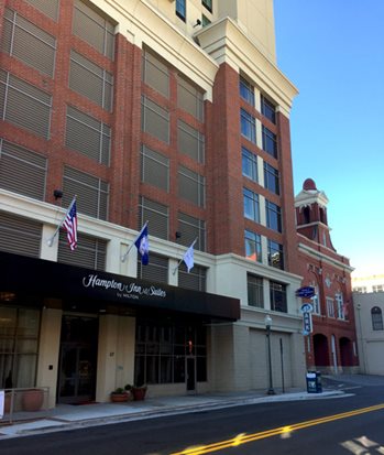 hampton inn roanoke tourism