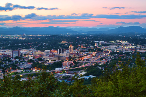 roanoke growth economy