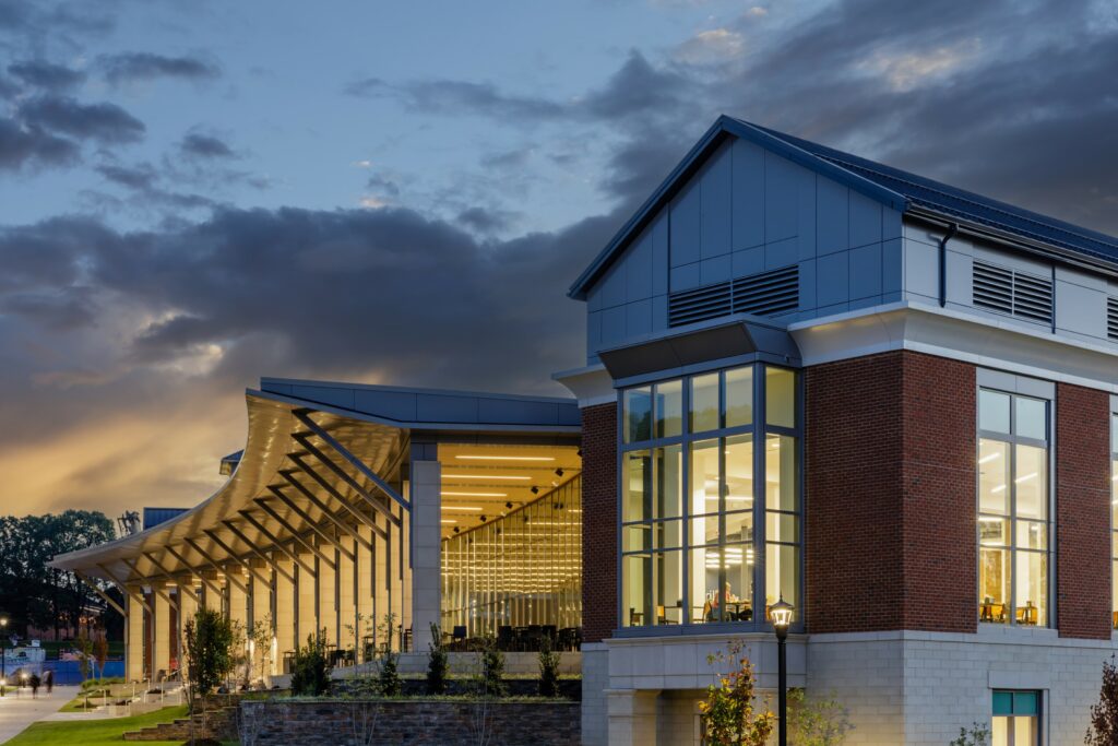 Exterior shot of Liberty University's Reber-Thomas Dining Center